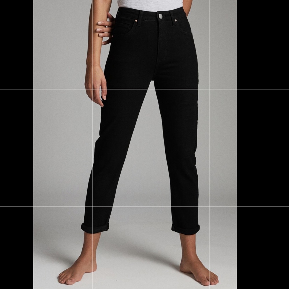 NWT CottonOn Stretch Mom Jean